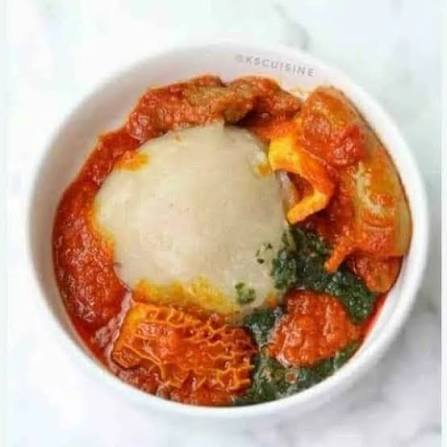 Pâte rouge et sauce légume (Lafun)